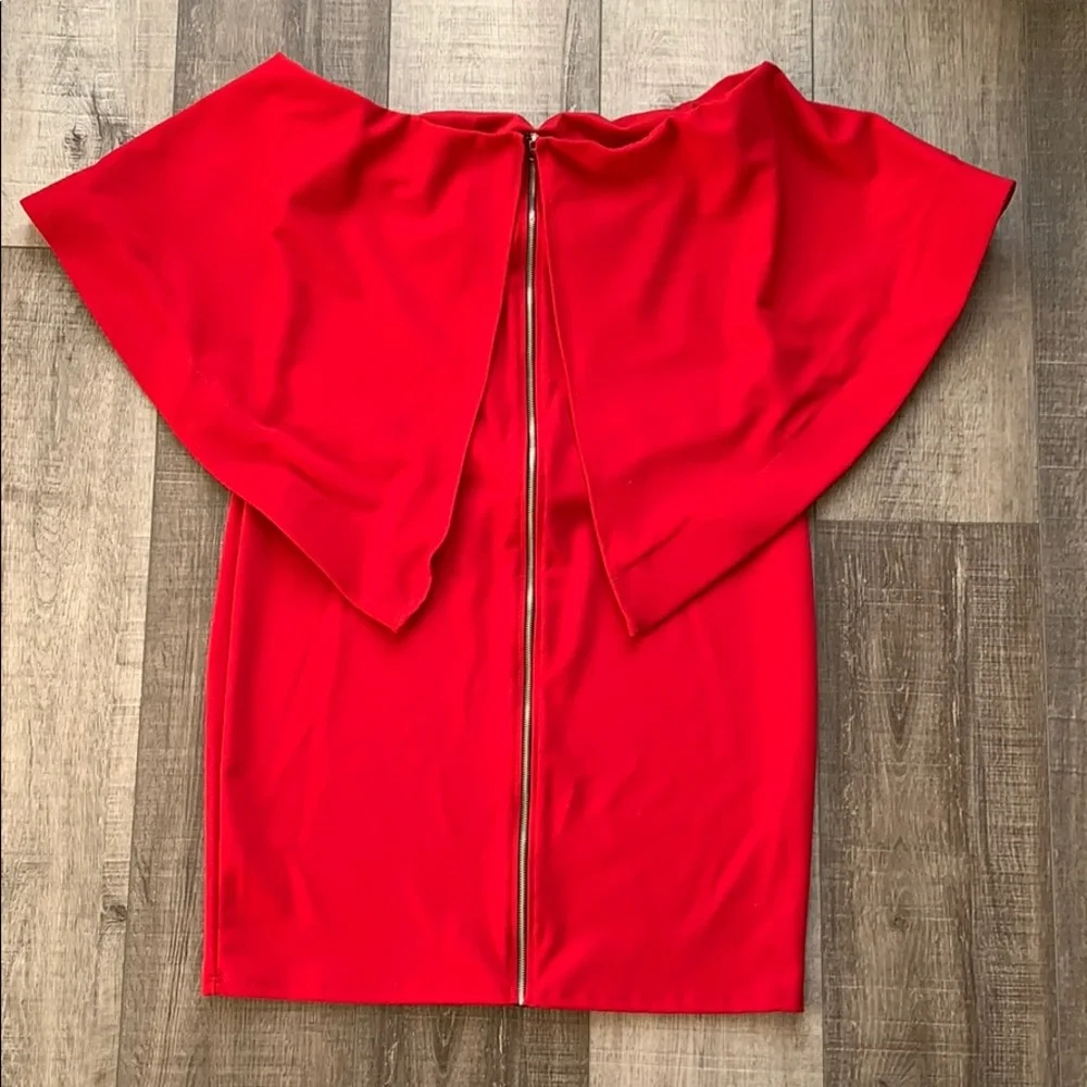 RED FASHIONNOVA DRESS - Picture 5 of 6
